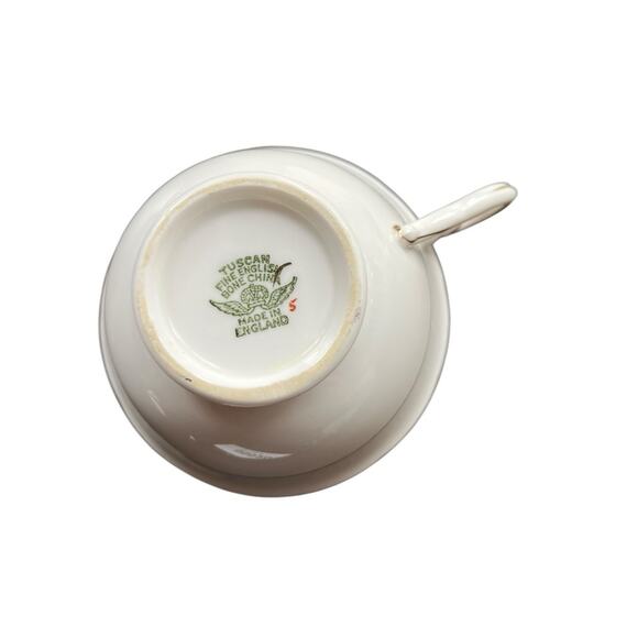 Tuscan Tea Cup & Saucer Set Black w White Daffodils Fine Bone China England EUC - Picture 4 of 10